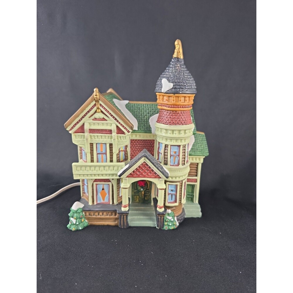 Santa's Workbench Collection - Talbot Place - Towne Series 479-2602 Teated Works